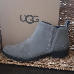 NIB - UGG MCCLAIRE, SIZE 8.5, GREY